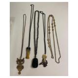 MIXED PENDANT NECKLACES