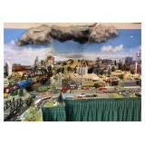 CUSTOM MODEL RAILROAD LAYOUT AND TOPSIDE CREEPER