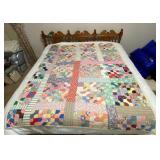 VNTG HAND STITCHED PATCHWORK  QUILT