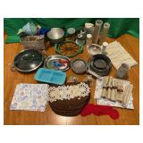 KITCHEN COLLECTION LOT