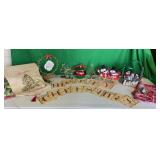CHRISTMAS & WALL DECOR LOT