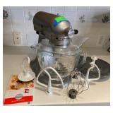 KITCHENAID STAND MIXER W/ GLASS BOWL