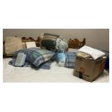 ASSORTED LINENS/TABLEWARE/PILLOWS