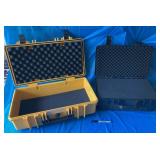 HARD PROTECTIVE CASE LOT