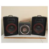 RADIOSHACK SPEAKER PAIR W/ POWERED SUBWOOFER AUDIO