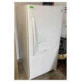 WORKING UPRIGHT FREEZER