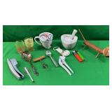 VINTAGE & MODERN KITCHEN GADGETS