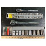 CRAFTSMAN 1/2' METRIC & 3/8' SOCKET SET