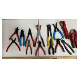SPECIALTY HAND TOOLS