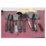 Plastic Cooking Utensils Lot (10 PC)