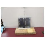 LAUT Urban Protect IP 14 Plus (2)