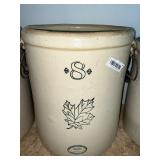 8 GALLON WESTERN TRIPLE STAMP CROCK WITH BALES