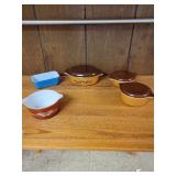Quantity of Pyrex Dishes