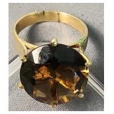 14k Gold Topaz. Ring 4.8 Dwt Total Weight. Acid