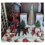 Christmas Decorations. 7.5' Ceramic Lighted