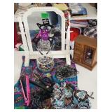 Beads, Vanity Mirror, Jewelry Box, Purses, Flat
