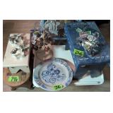 Rx 1996 Row Pottery Christmas Dish, Vintage