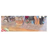2 Modern Area Rugs 5x7'. Under The Table