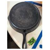 Favorite Pique Ware 8 Cast Iron Skillet With Heat