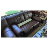 Robinson & Robinson Brown Leather Couch. Cat