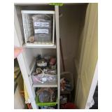 Keter Vinyl Closet Decorative Wreaths, Crafting