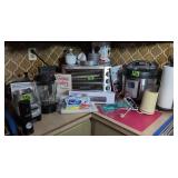 Nuvita Salt Shaker, Black& Decker Blender, Black&