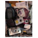Cameras. Sony,vivitar Digital Camera Vivi Cam 7024