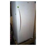 Working Frigidaire Freezer. 32x29x65'. First