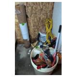 5 Gallon Bucket, Painting Supplies, Ice Carpet