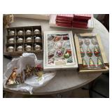 2 boxes glass ornaments, set of other ornaments