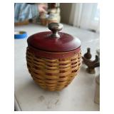 LONGABERGER 2005 strawberry canister basket