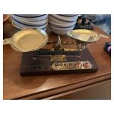 AVOIRDUPOIS WEIGHT eastman studio scale