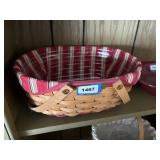 LONGABERGER 2004 get together basket