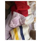 6 Large blankets