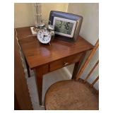 wood side table single drawer, 19'x19'x 26'tall
