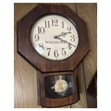 WINCHESTER QUARTZ wall clock works 21'x14'