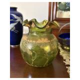 RUFFED EDGE vase green with gold trim