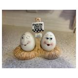 egg set salt n peppers  kitchen