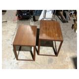 Nesting set of side tables