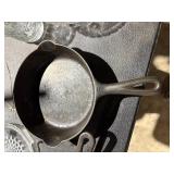 Griswold #5 Cast Iron Skillet 8' Erie PA