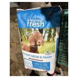 Kent/Blue Seal 16% Goat Grower/Finisher 50#