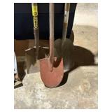 3 shovels - 2 flat , 1 spade shovel