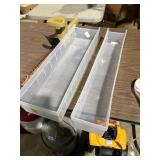 2 Plastic organizers