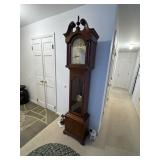grandfather clock COLONIAL OF ENGLAND,