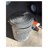 large ash bucket with lid   garage