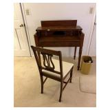antique desk with key and 1 drawer 38'x22'x 35'