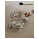 gold trimmed tray, creamer, sugar, footed