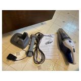 ready vac storm, wet/ dry hand vac rechargable