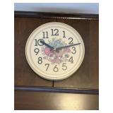 WESTCLOX  kitchen clock  battery operated kitchen