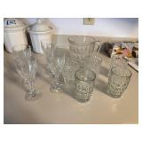 pitcher, 5 drinking glasses & 4 wine glasses